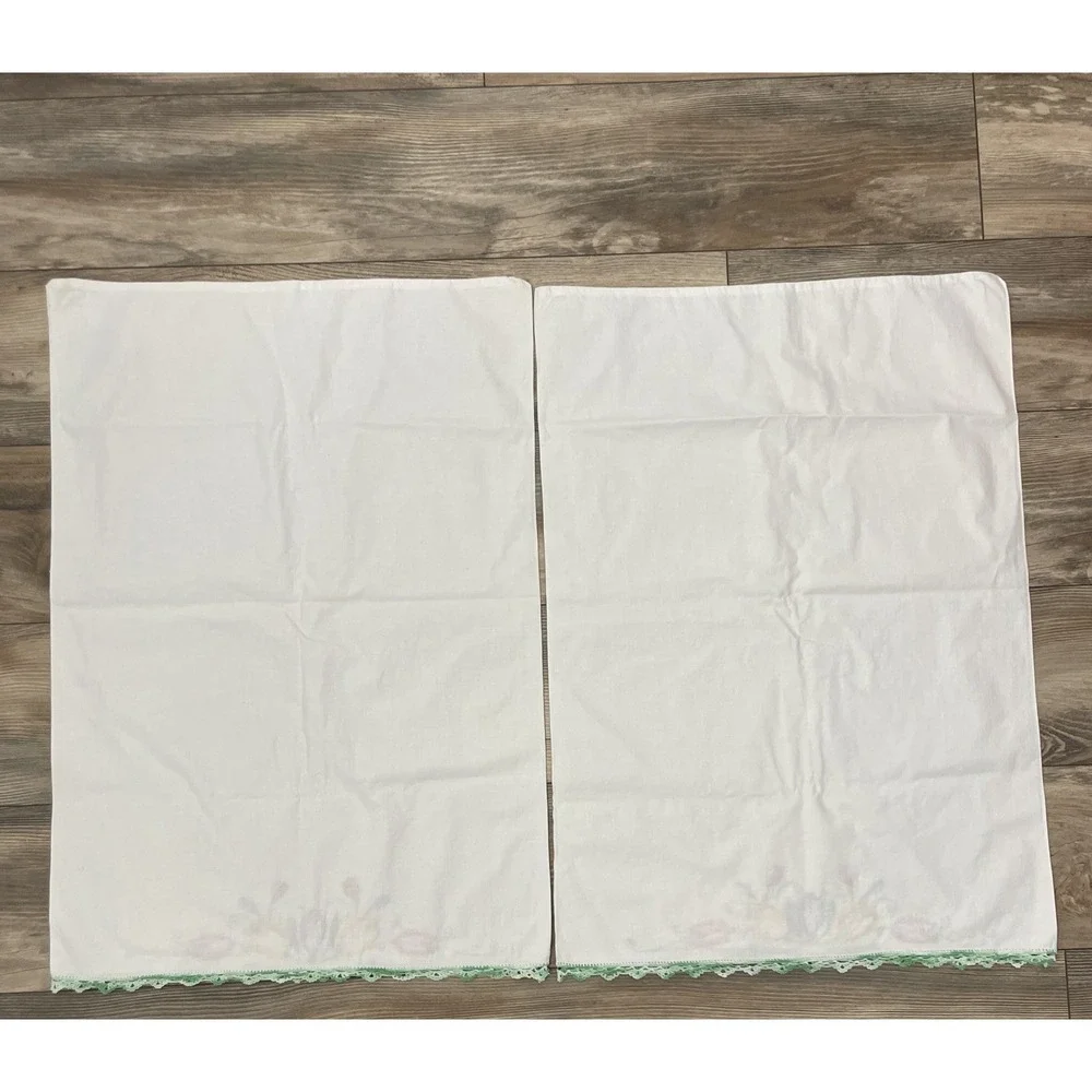 Vtg Embroidered Pillowcases 2 Queen White Cotton‎ Flowers Handstitched Lace